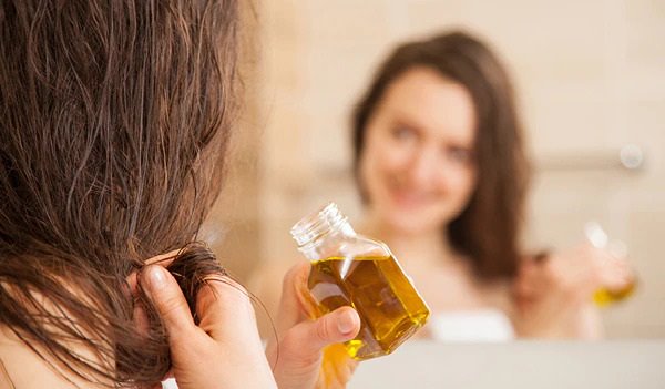How To Apply Castor Oil The Right Way