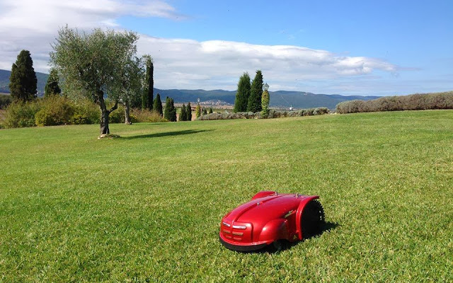 robotic lawn mower reviews - LawnBott LB300EL